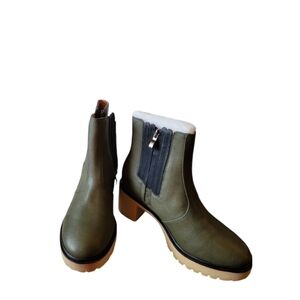 Beast Fashion Platform Combat Army Green Ankle Boots Size 8 New in Box